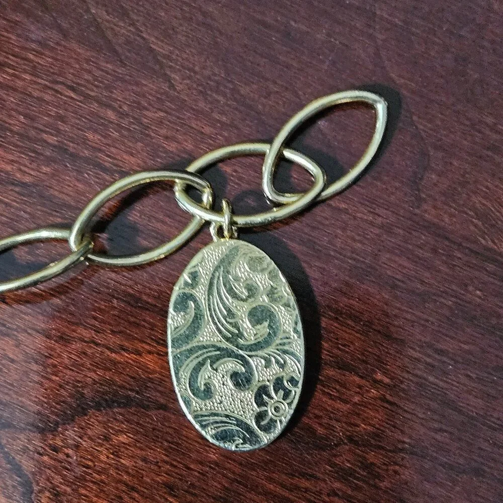 RARE MONICA RICH KOSANN FLORAL SCROLL OVAL 18K CHARM LOCKET PENDANT BRACELET